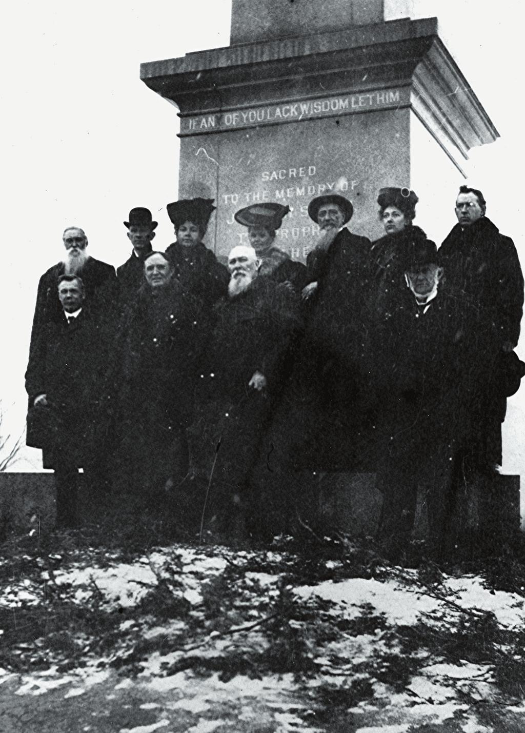 Lorin Farr, Friend of the Prophet 67 Members of Smith family at base of Joseph Smith Monument, 1905.