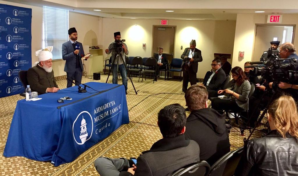 With a smile, Huzoor even mentioned a tweet he had seen by the documentary maker Michael Moore in which he wrote: In June, Britain voted to leave Europe. Yesterday, America voted to leave America.