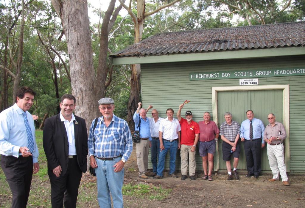 The main purpose of the visit was to take photos with Kenthurst Rotarians and prospective Men s Shed members for inclusion in an upcoming article for the Hills Shire