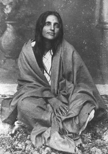 138 Prabuddha Bharata Anandamayi Ma (1896 1982) popular Hinduism, that the doctrine of bhakti was vociferously advocated and the local bards who carried the message of bhakti to the masses must have