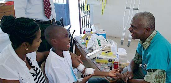 In the Dominican Republic, Jehovah s Witnesses rented homes to serve as rehabilitation centers for patients sent there.