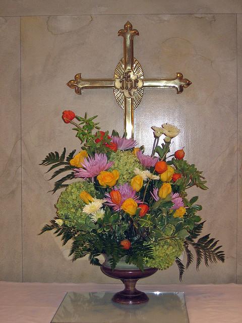 ALTAR FLOWERS FOR MORNING WORSHIP SERVICES.