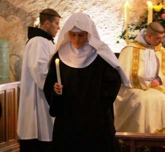 Thomas Aquinas in France to give the Benedictine veil to Jessica Kaiser, brother s younger sister of St.