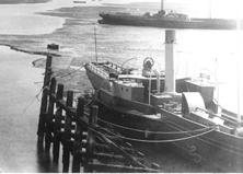 The first ferry boat was the Tynemouth but she was replaced by the Island Queen in 1881 and in 1886 the Bem bridge joined the service. There were five return sailing a day except Sundays.