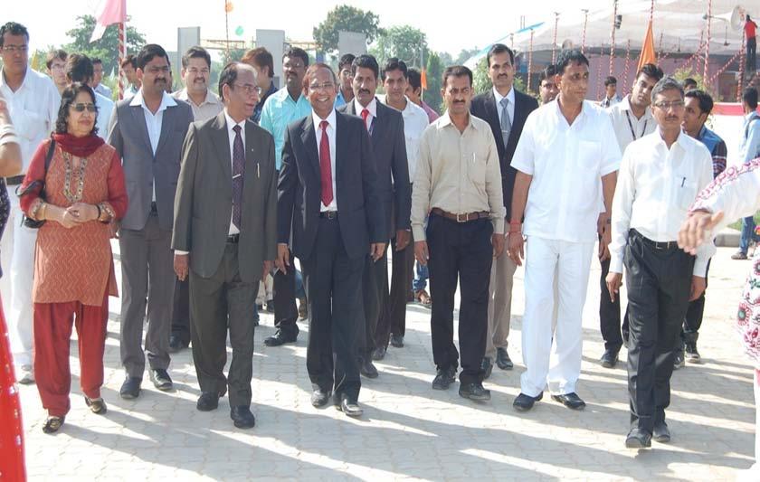 The Chief Guest of the inaugural function of Second Youth festival, Gujarat Technological University, Gandhinagar Zone, Xitij 2012 was Dr.