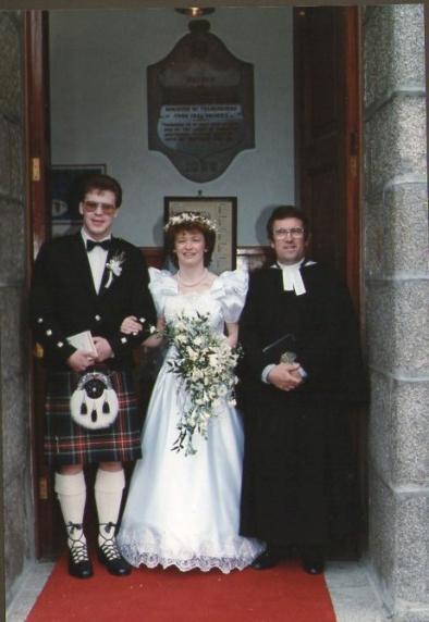 Silver Anniversary Baptism with a difference Stewart and Marie Gairns was married by the late Rev Douglas Clyne 20/05/1989 They have 2 children Andrew and Hanna