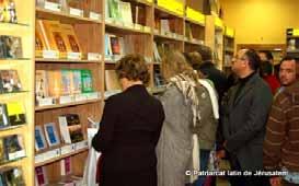 l o v e t h e H O L Y l a n d a n d b e l o v e d P A G E 3 Diocese Christian bookstore inauguration in Beit Sahour The inauguration of the new bookstore Iesua al Malik (Jesus the King) was held in
