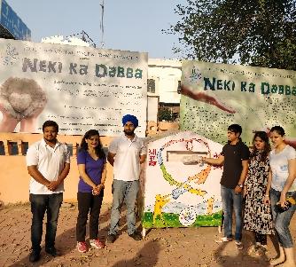 Neki ka Dabba was another initiative where clothes were donated by people and distributed to the needy.