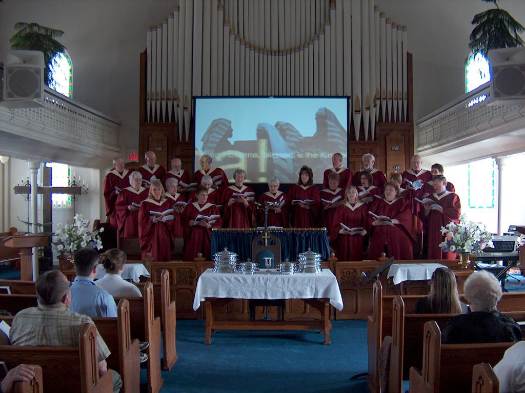 Choir: The Knox choir is a vibrant and active group. Throughout the year the choir remains focused on their mission of supporting Sunday morning worship through music.