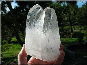 Twin Quartz Or Soul Mate Quartz Crystals Two crystals grown together (attached side to side) and of a similar size.