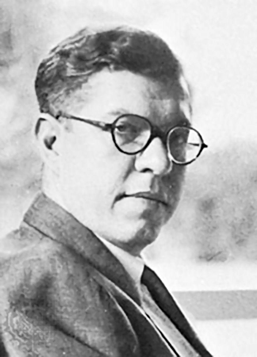 Introduction Week 3: A Universe Finely Tuned for Life Fred Hoyle, 1915-2001 The man who discovered this, the atheist Fred Hoyle who derisively had coined the term Big Bang because the idea of a