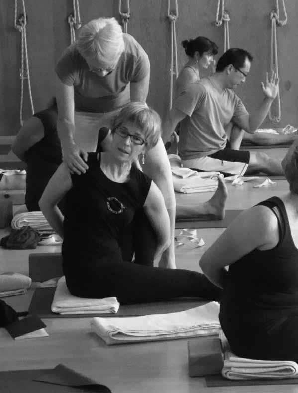 Learn how a chair can be used to deepen and enhance your Yogasana practice. Beignners this workshop is for you, too! Maximum 30 students.