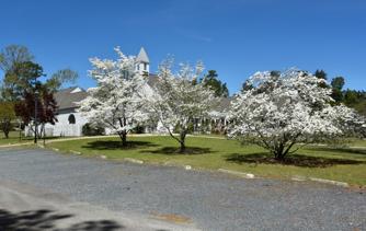 The Congregational Church of Pinehurst is in the beautiful town of Pinehurst, North Carolina within easy driving distance of major cities and transportation hubs.