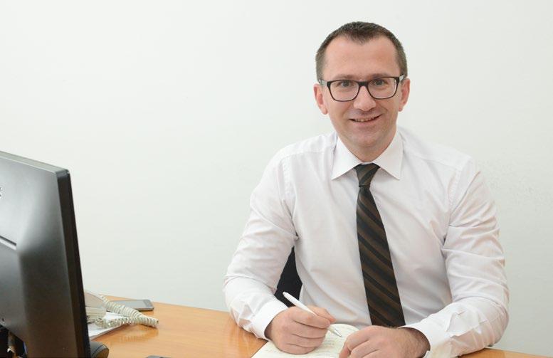 BANKA e-bankar STRATEGJIA DHE PROCESI I PLANIFIKIMIT STRATEGJIK NË BANKA Aleksandar Manevski, udhëheqës i Shërbimit për Plan dhe Analiza në Bankën Maqedonase për Rindërtim dhe Zhvillim ShA Shkup