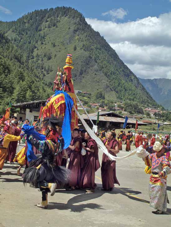 Mongar Tshechu Mongar Dzong, Mongar November 15 18, 2018 / December 04 06, 2019 Mongar district, previously known as Zhongar, is one of the six districts that make up eastern Bhutan, bordering