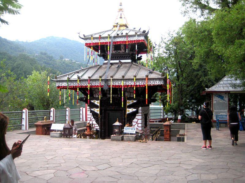 Tal Barahi Temple(Lake Temple) PThe most important religious monument in Pokhara, built almost in the middle of Phewa