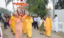 Visakhapatnam Swami Madhavananda leads Energization Exercises