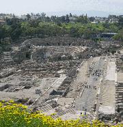 " Archaeologists have uncovered a huge number of ruins of the Roman/Byzantine Scythopolis.