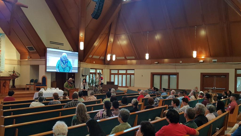 The Kagawa Center has a church, a day care center, a program for children with special needs, 4 and Tengokuya Heaven s Cafe (UMC Advance Project).