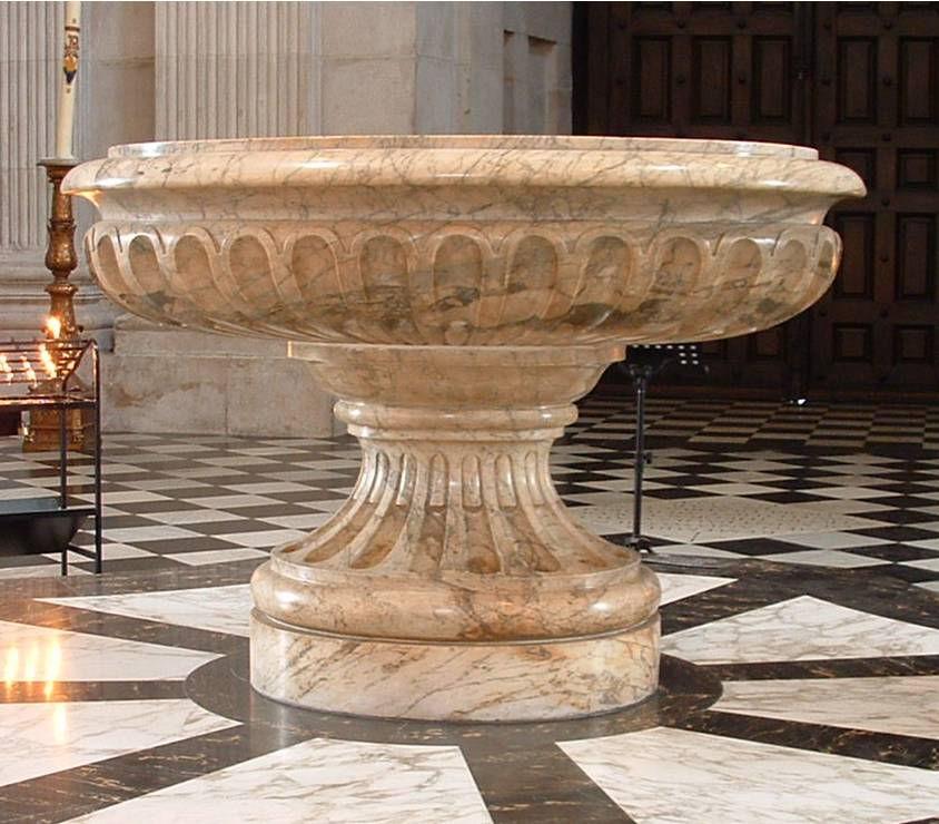 6 SECTION C: The Baptism of Jesus Baptism The Font Jesus was baptised in the river Jordan by his cousin John the Baptist. This marked the beginning of his ministry (work for God).