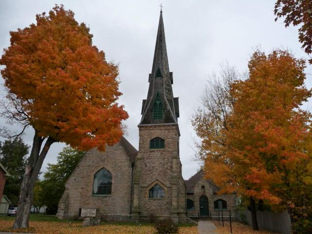 SCHEDULE B HERITAGE DESIGNATION REPORT CHRIST CHURCH, 30 CHURCH STREET, GANANOQUE, ONTARIO Author: Edgar Tumak, 2009 Figure 1: Christ Church, Gananoque, viewed from the east, with the nave on the