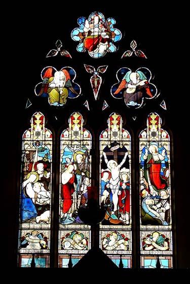 the altar window (Figure 15). Figures 14 15: right Christ Church, window on the north elevation of the tower (photo E.