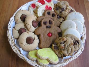 NOVEMBER 2016 PAGE 8 HOLIDAY FAIR COOKIE WALK Last year we introduced a new feature at our holiday fair- A Cookie Walkand it was such a success that we sold out before noon!