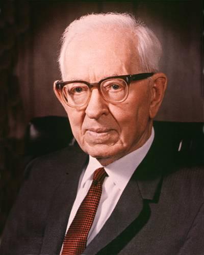 Joseph Fielding Smith said: "A mortal man could not have stood it... I do not care... what his power, there was no man ever born into this world that could have stood under the weight.