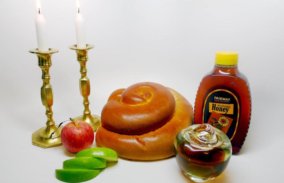 Bread for Tashlich, after services Monday, September 10. Plan to hear the shofar for everyone. Set out Machzorim (Rosh Hashanah prayer book) to say Kiddush at home on September 9 & 10.