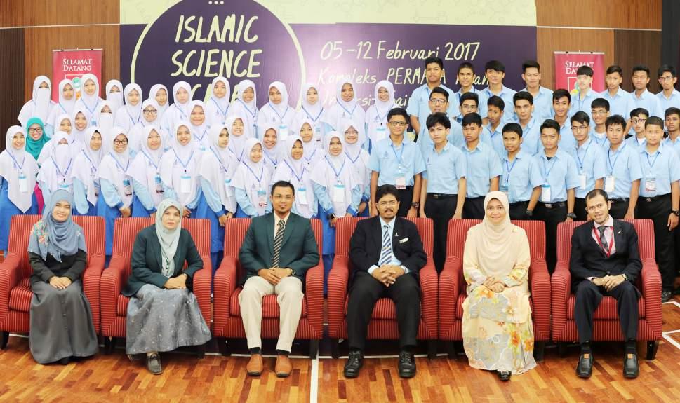 Islamic Science Camp Seramai 64 orang pelajar berumur 15 hingga 17 tahun dari Islamic Studies Demonstration School (ISDS), Prince of Songkla University (PSU) berkampung di Kolej Permata Insan (KPI)