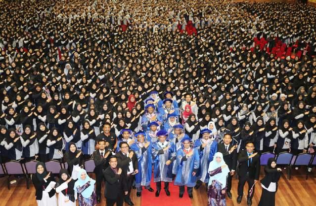 Pusat Tamhidi Pusat Tamhidi USIM telah menerima seramai 913 orang pelajar baharu untuk sesi akademik 2017/2018.