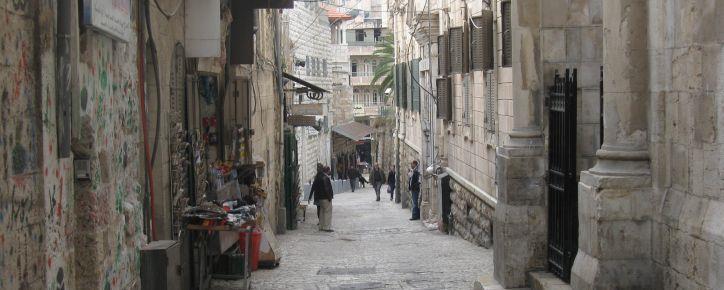 The winding route from the Antonia Fortress west to the Church of the Holy Sepulcher about 600 meters in