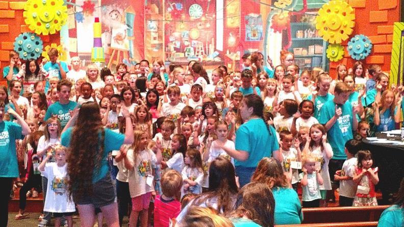 4 ADVENT VOICE Maker Fun Factory VBS Wow, God! We had an awesome week of Vacation Bible School July 10-14!