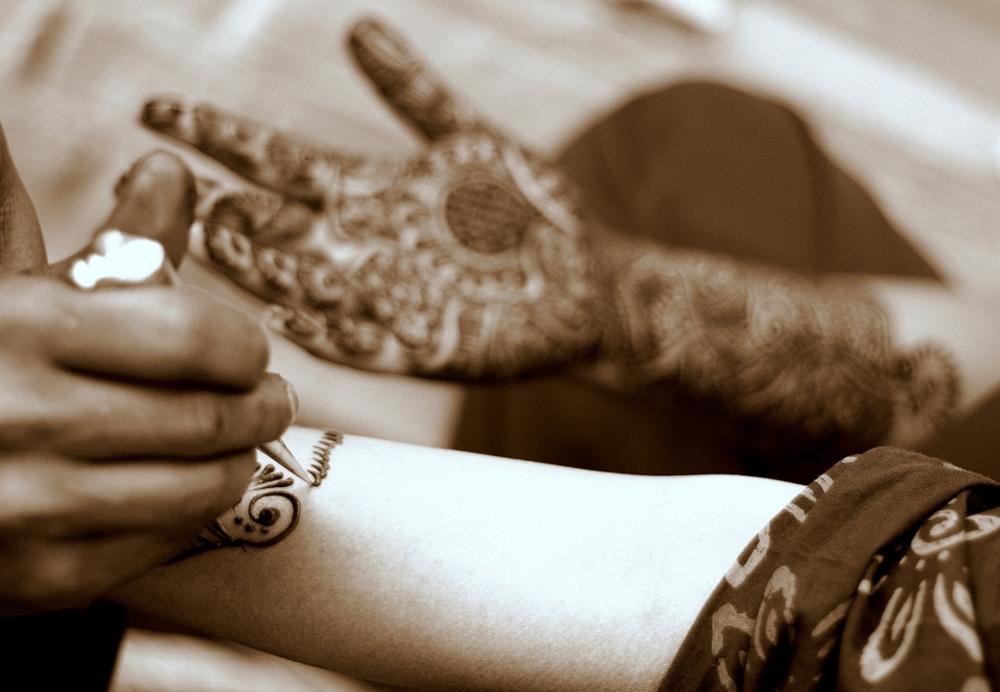 Hindu women sometimes apply decorations of henna dye to their hands for special occasions such as weddings and religious festivals.
