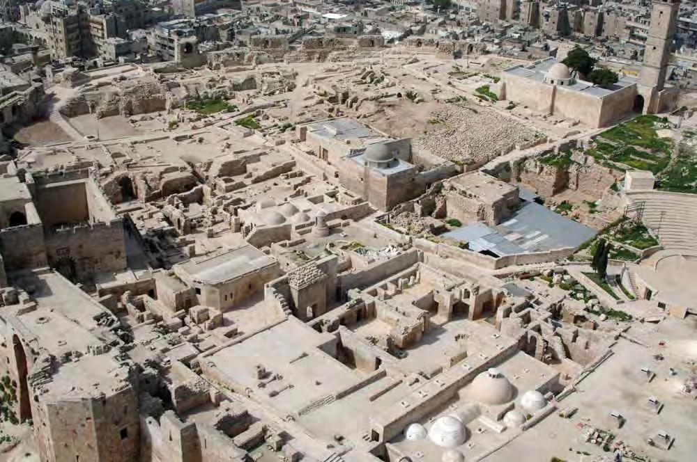 CITAdEL OF ALEPPO / 51 18 Hammam Nur al-din 16 Al-Tawashi Palace 17