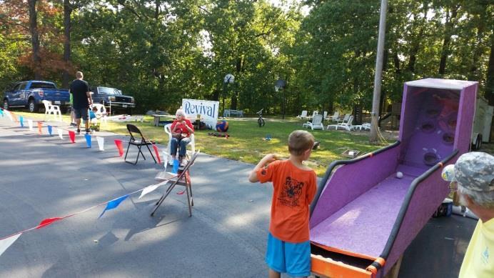 MISSIONS OPPORTUNITIES On Saturday, September 20, the Horseshoe Bend Baptist Church had a block party in conjunction with the Horseshoe Bend community garage sales.