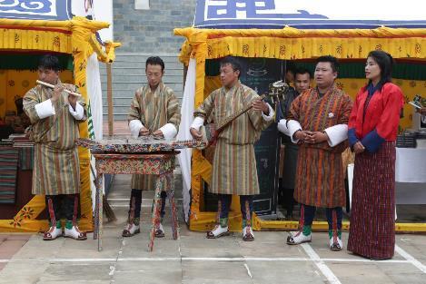 9:40 am 9:50 am SONG OF ENDURING FRIENDSHIP: COMPOSED BY GYONPO TSHERING Performance by the students of Royal Academy of Performing Arts