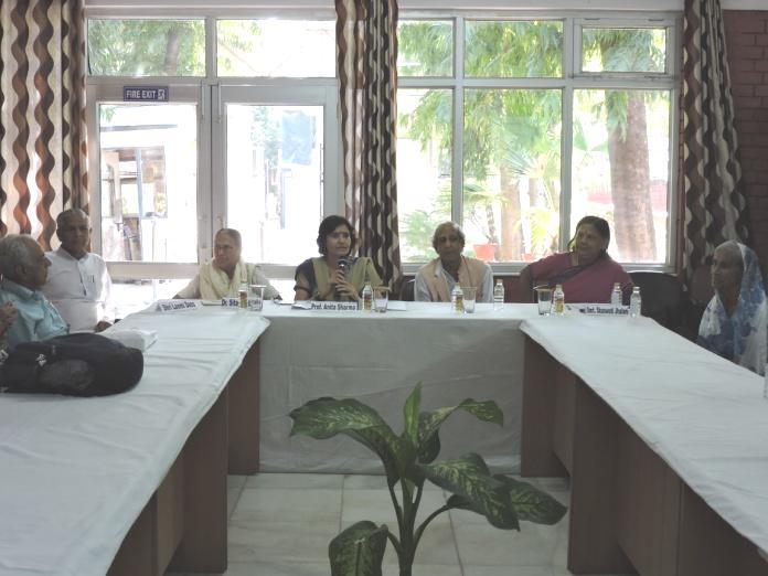 Resource persons, Shri Laxmi Dass, Executive Member, Gandhi Smriti and Darshan Samiti, Rajghat spoke on