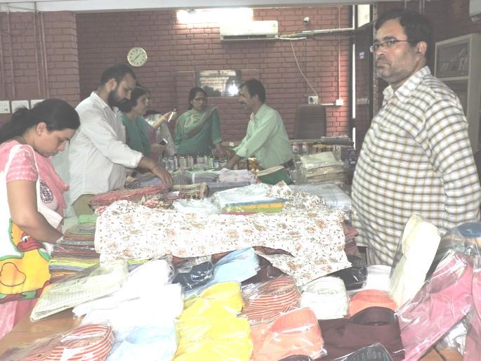 Exhibition-cum-Sale counter of Khadi products: With an aim to promote Khadi and handloom