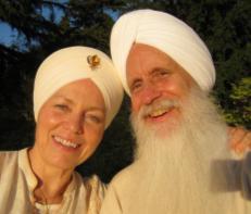 The 2010 Teacher Training program at the Center for Happiness features a strong, experienced team of KRI-Licensed Kundalini Yoga Teacher Trainers from around the country including Lead Trainer,