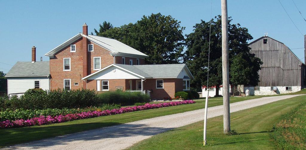 What was the Secret of the Strength? 9 Today s Anabaptists, of the more conservative groups, tend to live in orderly, quiet seclusion, as on this Old Order Mennonite farm in Ontario, Canada.