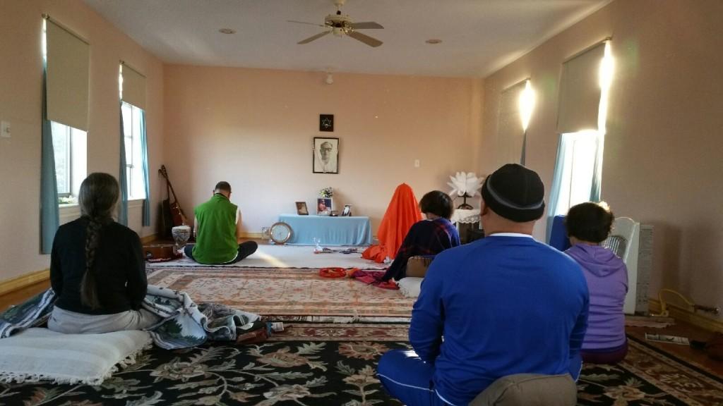 1 a blissful 2 day retreat was held on the occasion of WWD Golden Jubilee at Ananda Priiti Master Unit in San Antonio Texas. It was attended by Margiis from Dallas, Houston and San Antonio.