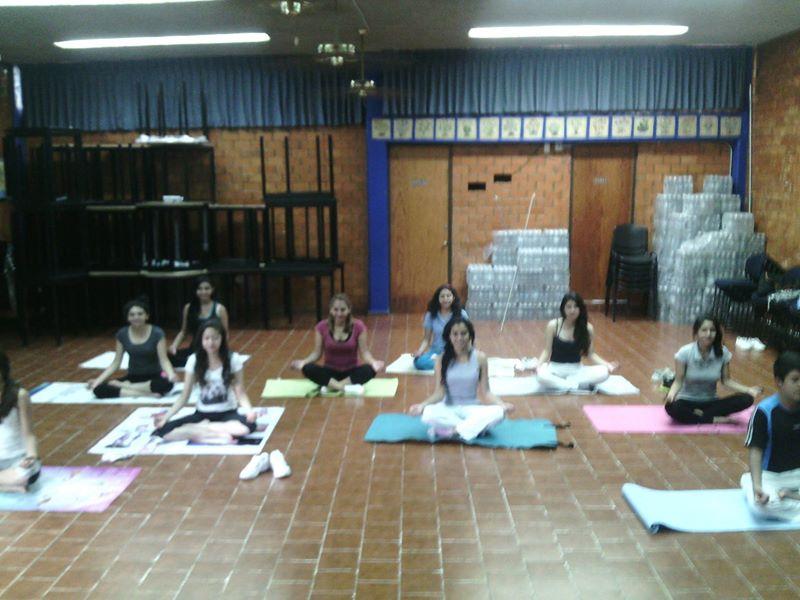Yoga classes in the University of Morelos in Mexico Classes of yoga and meditation are ongoing in the State University of Morelos in the Department of Nutrition.