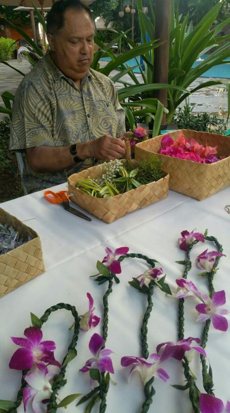 KIKA PROJECT FOR THE TRAVEL AGENCY FAM AT THE AULANI HOTEL Pearl Harbor Members demonstrated fresh flower lei making at the Aulani Hotel to raise money for our