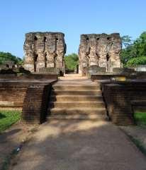 Polonnaruwa s Goldern age was dawned during the period of King Parakramabahu-1st (1153 1186) who declared that no drop of rainwater falling from sky shall not flow to sea