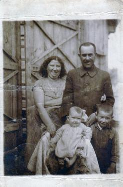 Our, grandfather, grandmother, father (right) & his sister Shifra our grandmother - Chaja I guess that my father excepted his family to join him in Israel & for this reason, his aunt & uncle went to