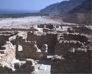 The story of the Dead Sea Scrolls begins in 1947, when so the tale goes a Bedouin shepherd found a collection of apparently ancient scrolls in a cave above Khirbet Qumran, near the north end of the