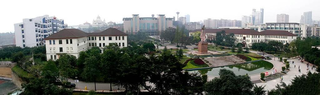 CHONGQING MEDICAL UNIVERSITY (CQMU) Founded in 1956; Comprehensive education in medicine and other related fields from Bachelor to Master, Doctor and Postdoctoral; 28,000 students ; Ranking the 6th