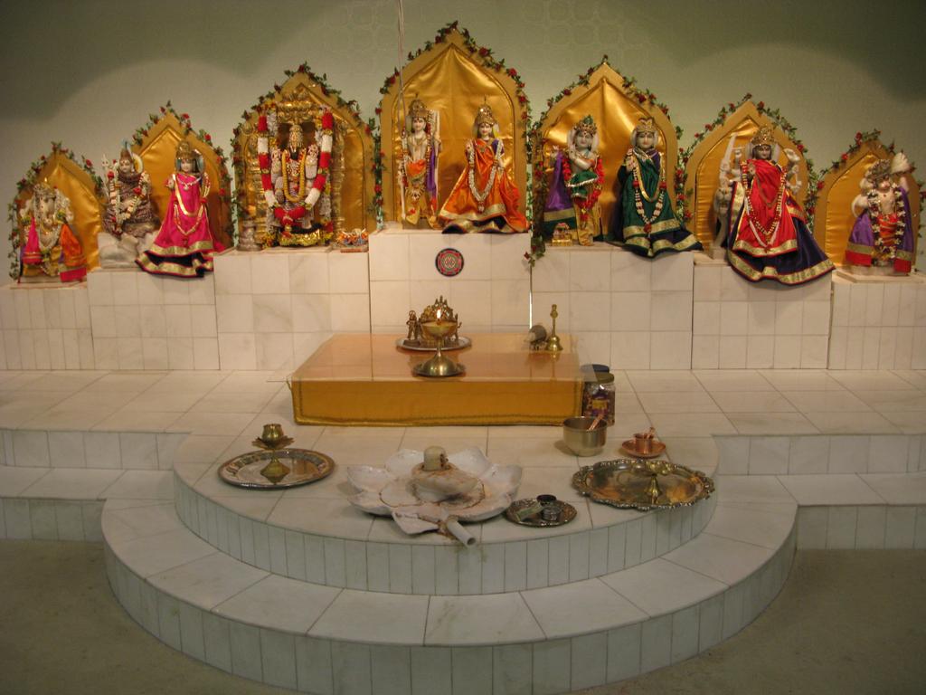 net The mission of the Hindu Temple and Cultural Center of the Rockies (HTCC) is to provide a forum for religious worship and celebrations, and for