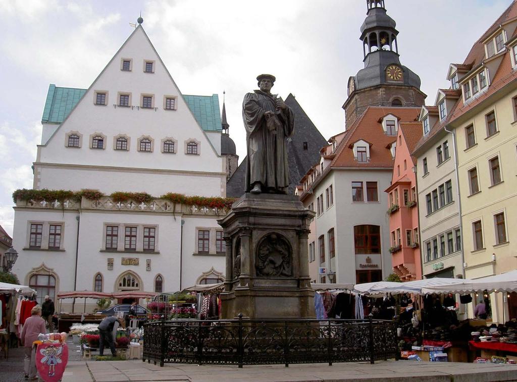 Luther s Statue
